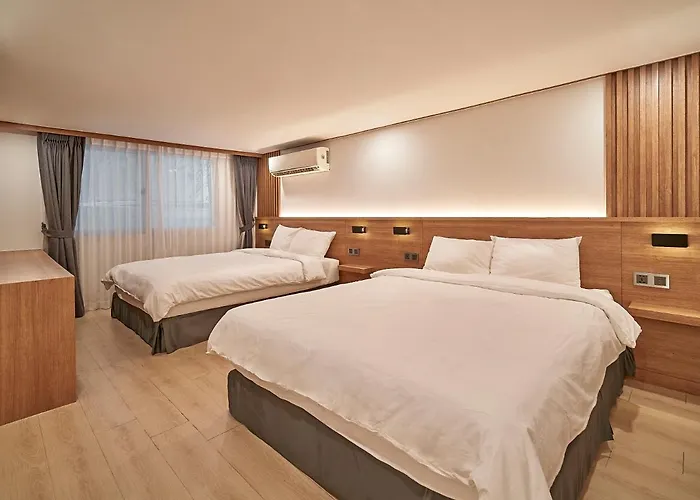 Affittacamere Monday Cracker Hongdae 4*